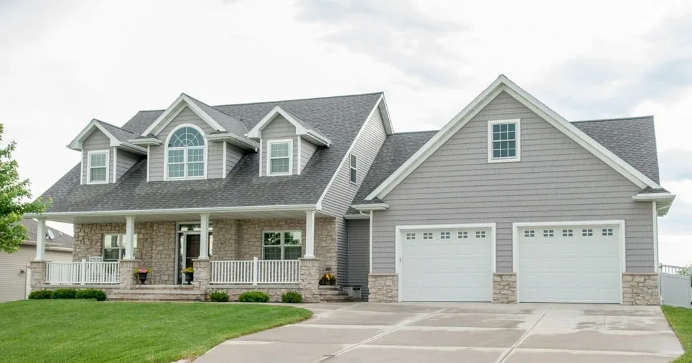 Bellevue Thin Stone Veneer Exterior Siding