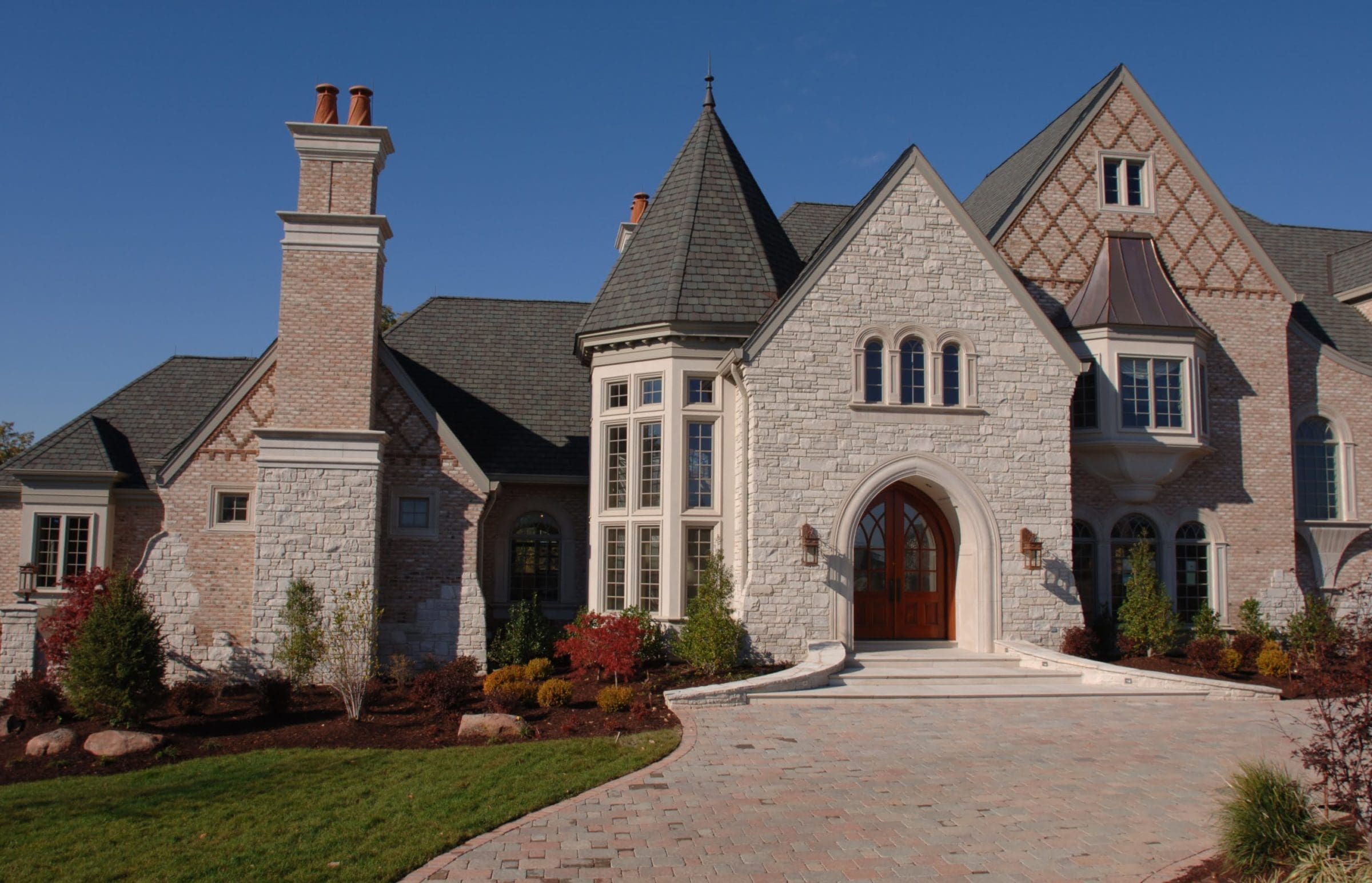 Winona Real Stone Veneer Custom Tumbled Exterior