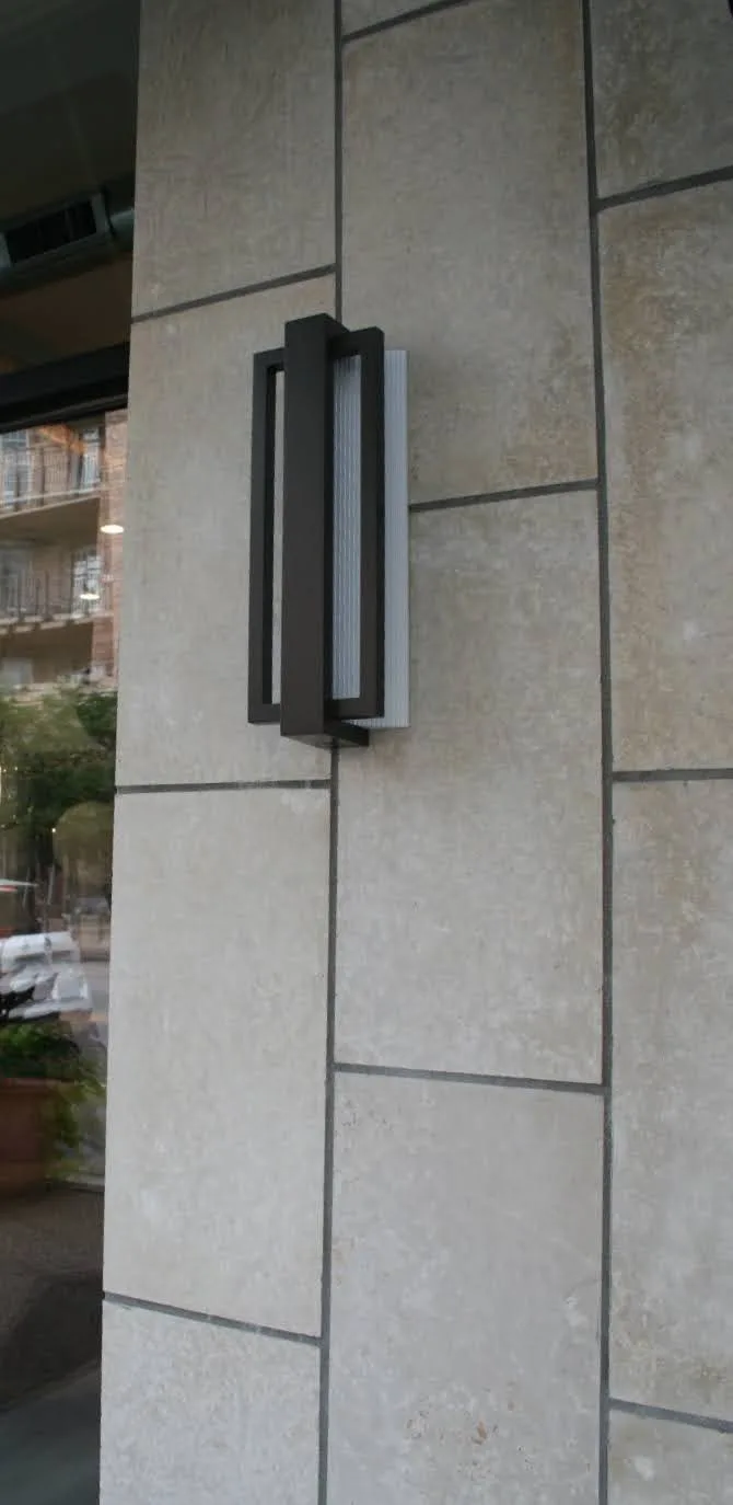 Cambridge Real Stone Veneer Vertical Installation