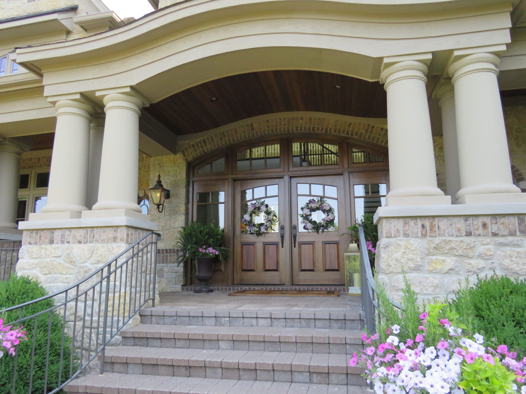 Chateau Natural Thin Stone Veneer Front Entrance Pillars