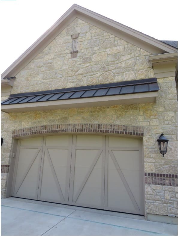 Chateau Real Thin Limestone Veneer Garage