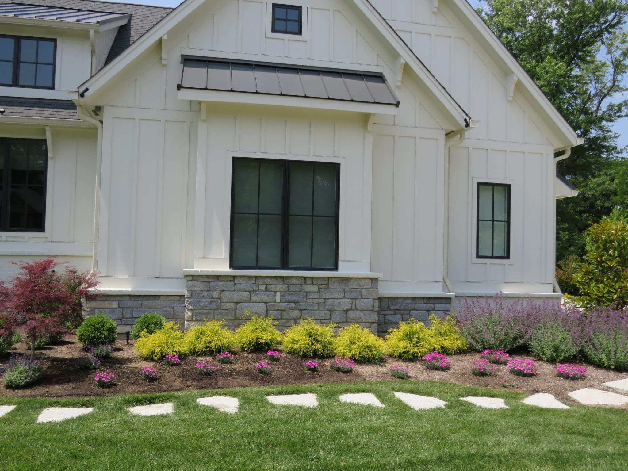 Nottingham Custom Ashlar Natural Thin Veneer Wainscoting