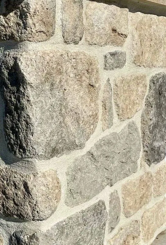 Wind Point Natural Thin Stone Veneer Wainscoting