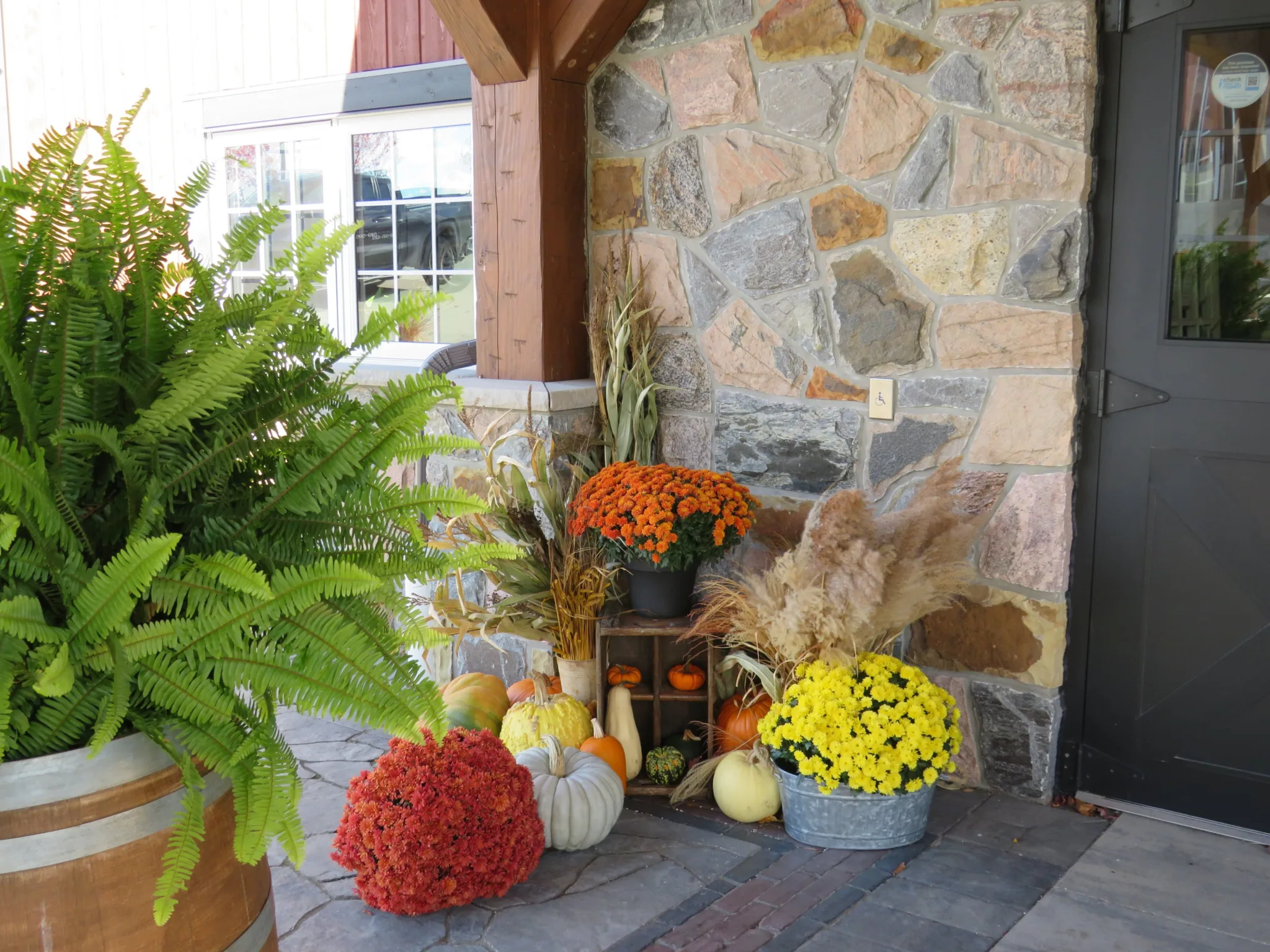 Grand Rapids Custom Color Natural Thin Stone Veneer Commercial Front Entrance Close Up