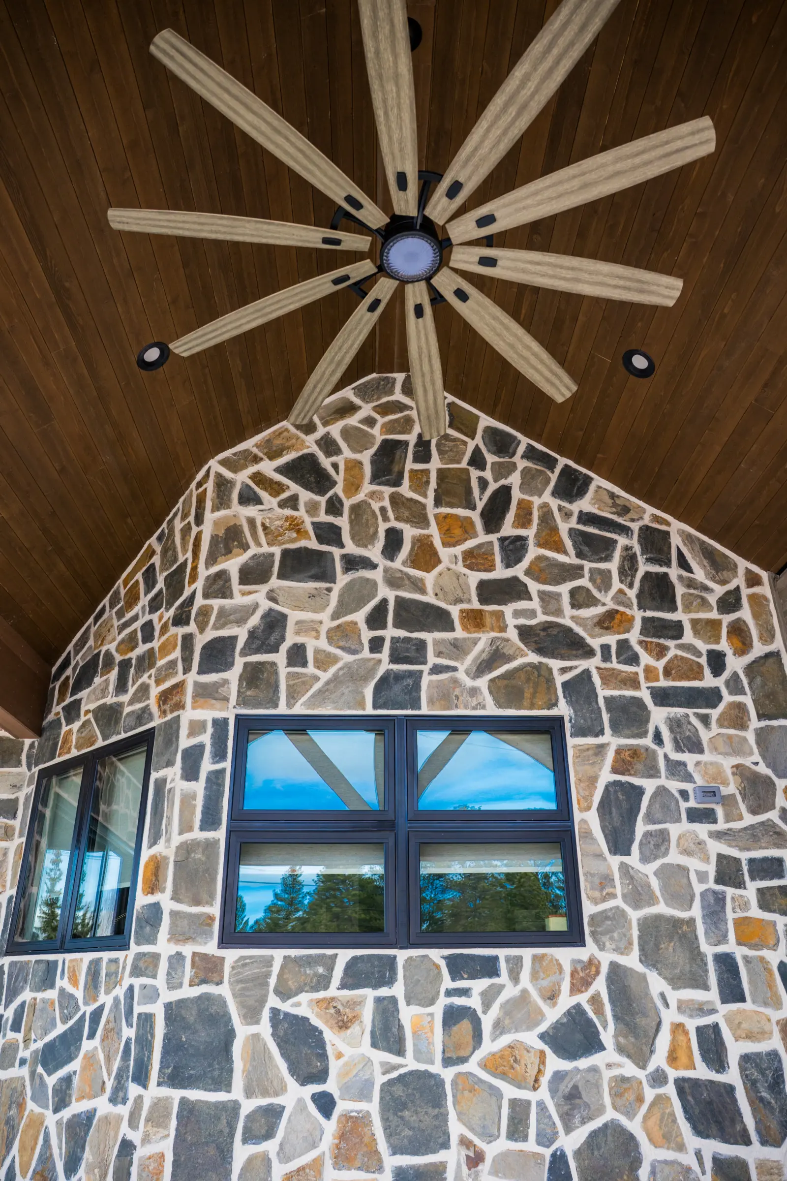 Newport Natural Thin Stone Veneer Patio Close Up