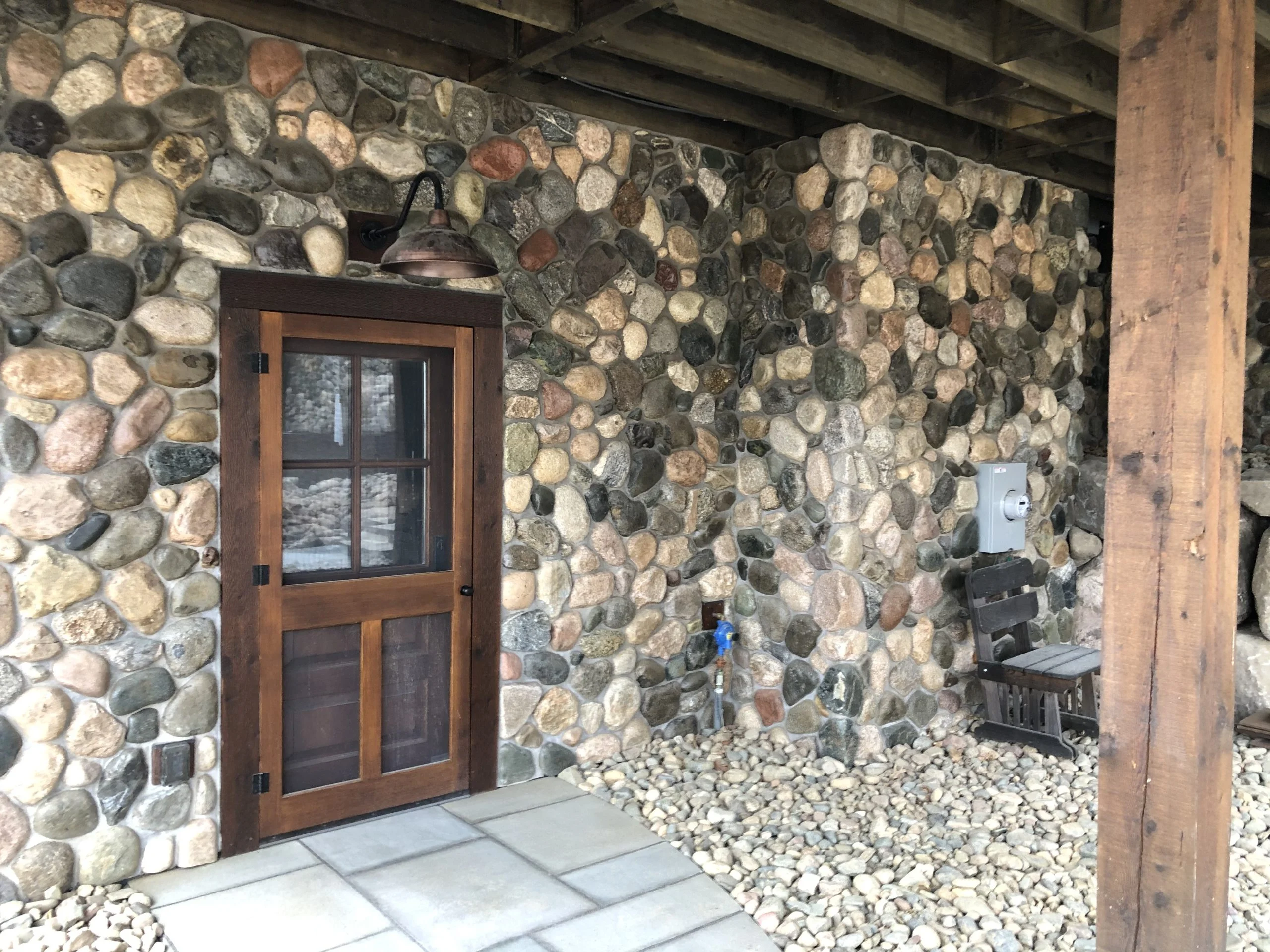 Fieldstone Cobbles Natural Thin Stone Veneer Exterior Porch