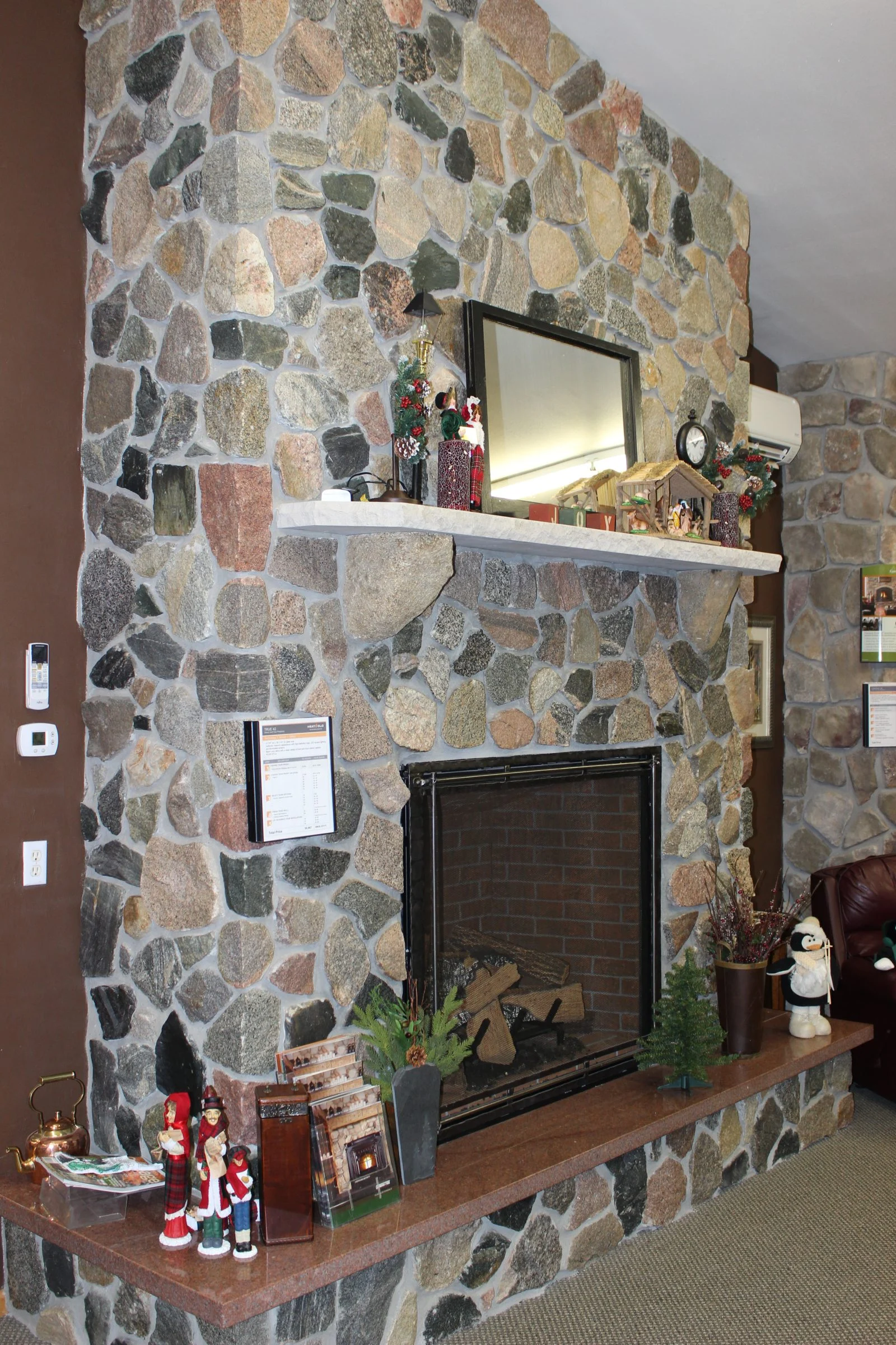 Split Fieldstone Real Thin Veneer Fireplace