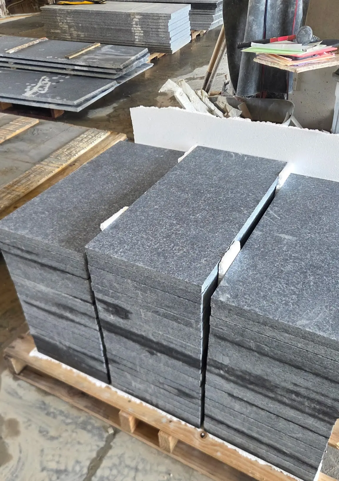 Dumbarton Real Thin Stone Veneer Cut Panels